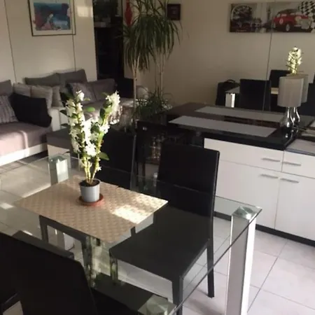 Apartmán Port 4 Pax, 2 Clim Balneo Parking *